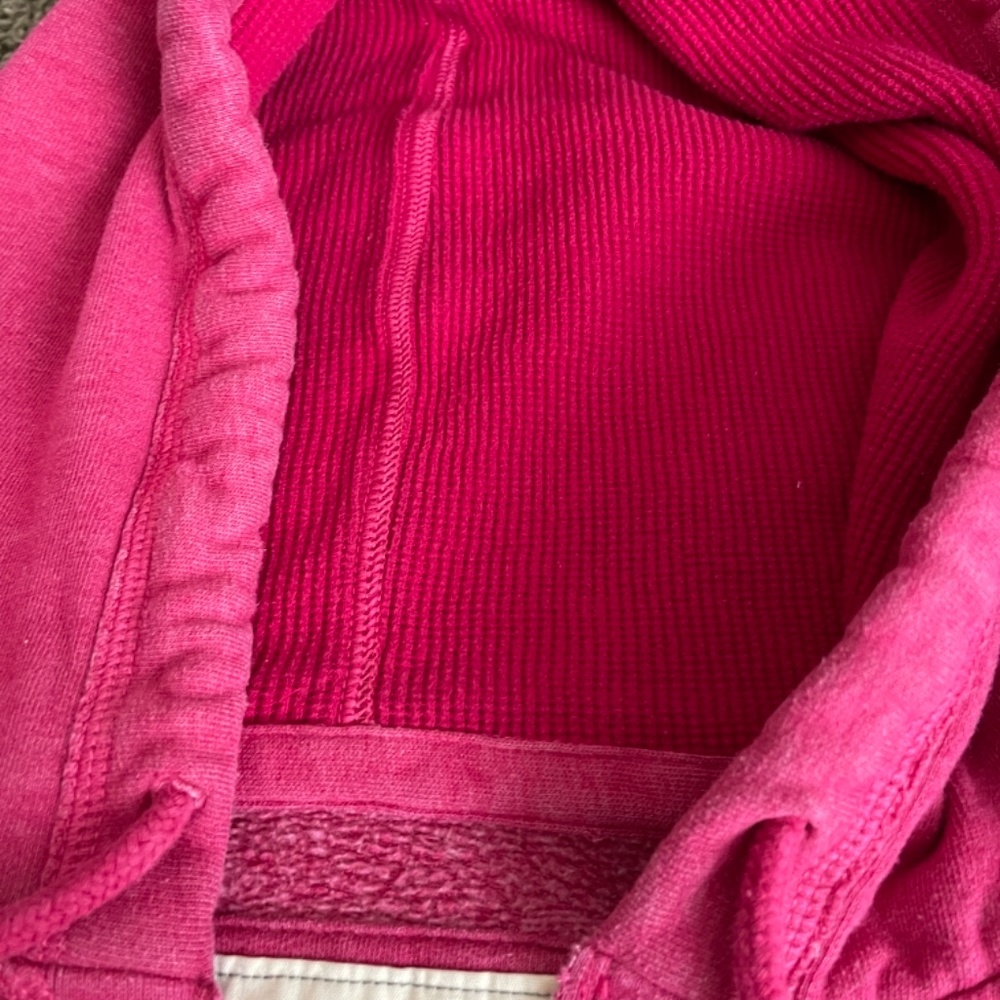 Sweaters - Picture 2 of 9